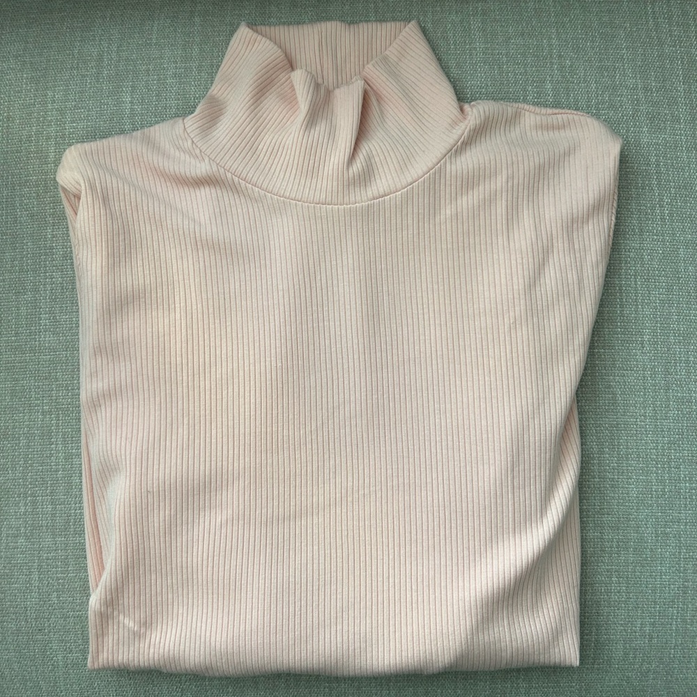 Wilfred Light Pink Turtleneck Sweater